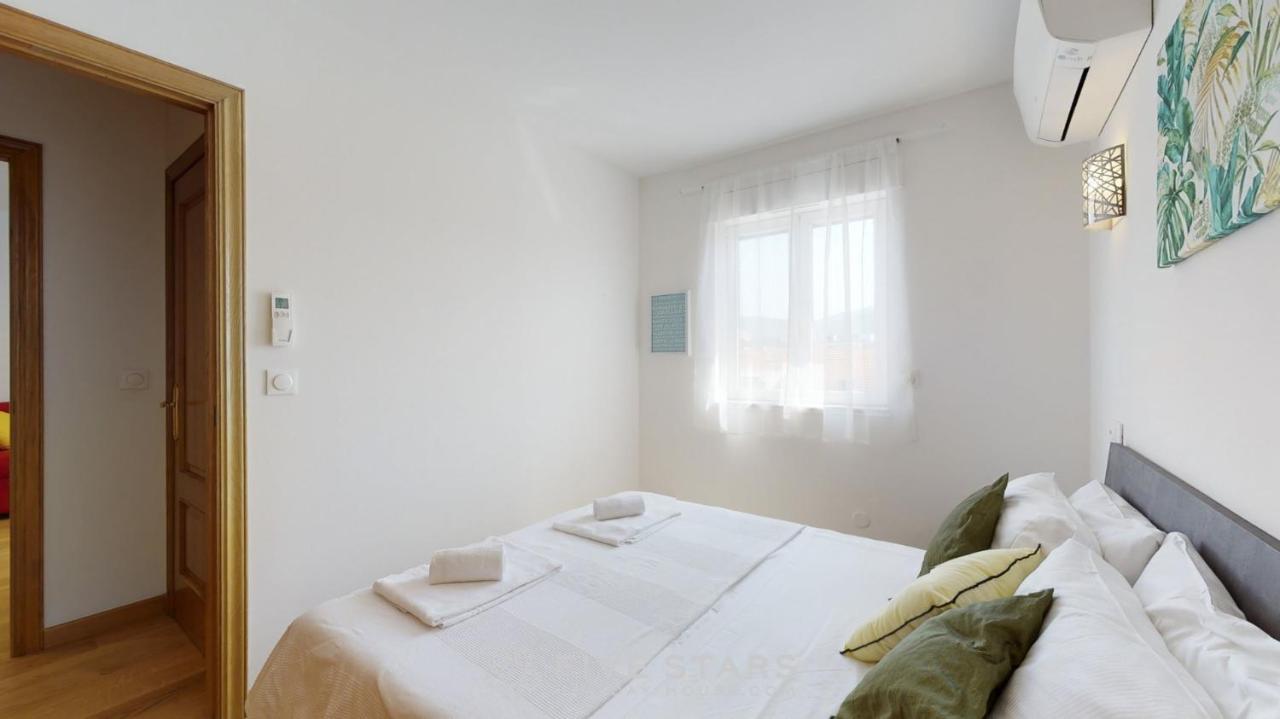 Zhara Suite Five Stars Holiday House - Generale نيس المظهر الخارجي الصورة